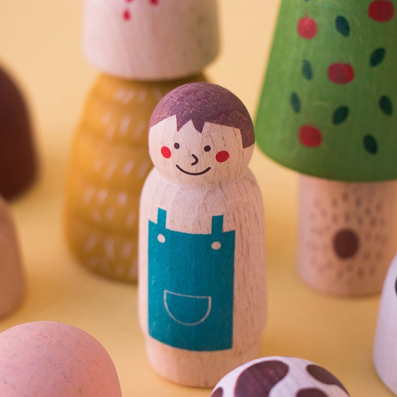 mini-monde en bois, jeu symbolique